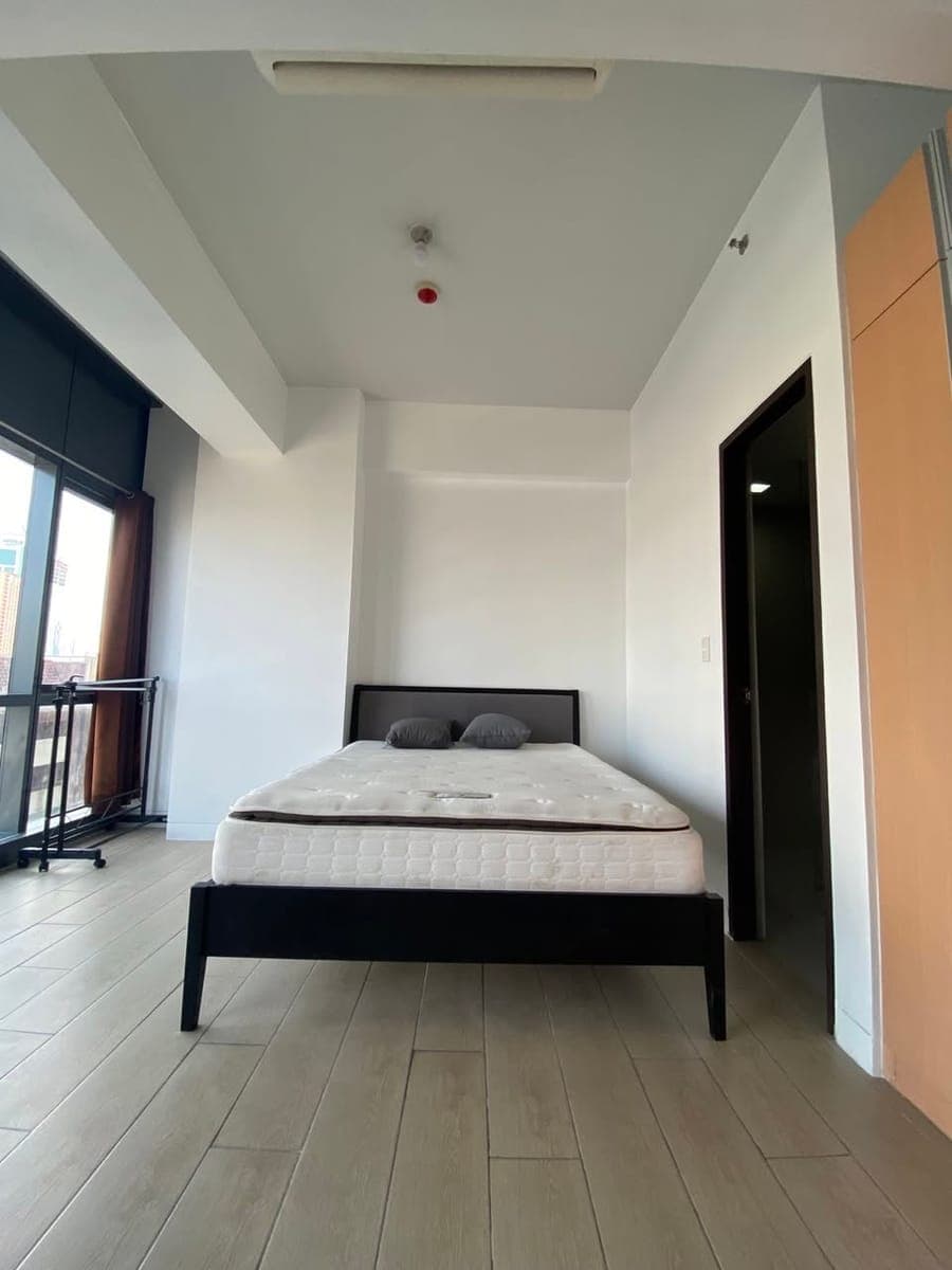 FOR LEASE - photo 3