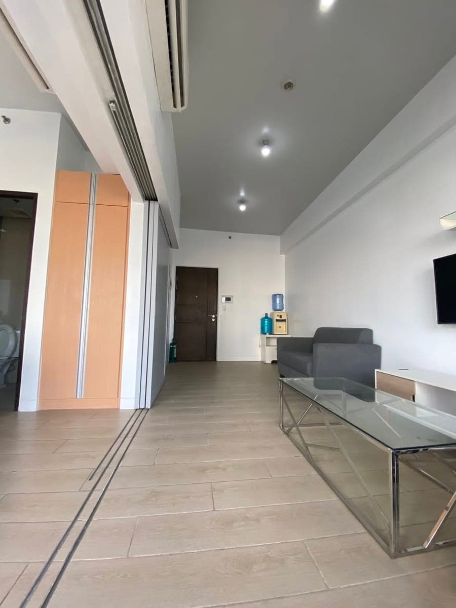FOR LEASE - photo 2