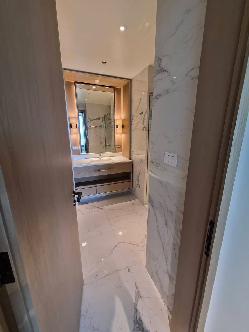 ‼️LEASE FOR AURELIA RESIDENCES, BGC, HIGHER FLOOR - photo 5