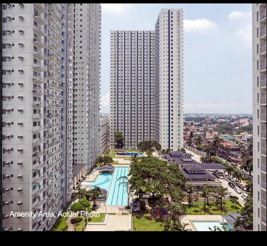 For Rent: Fully Furnished 2-Bedroom Condo with Parking at Grass Residences - photo 1