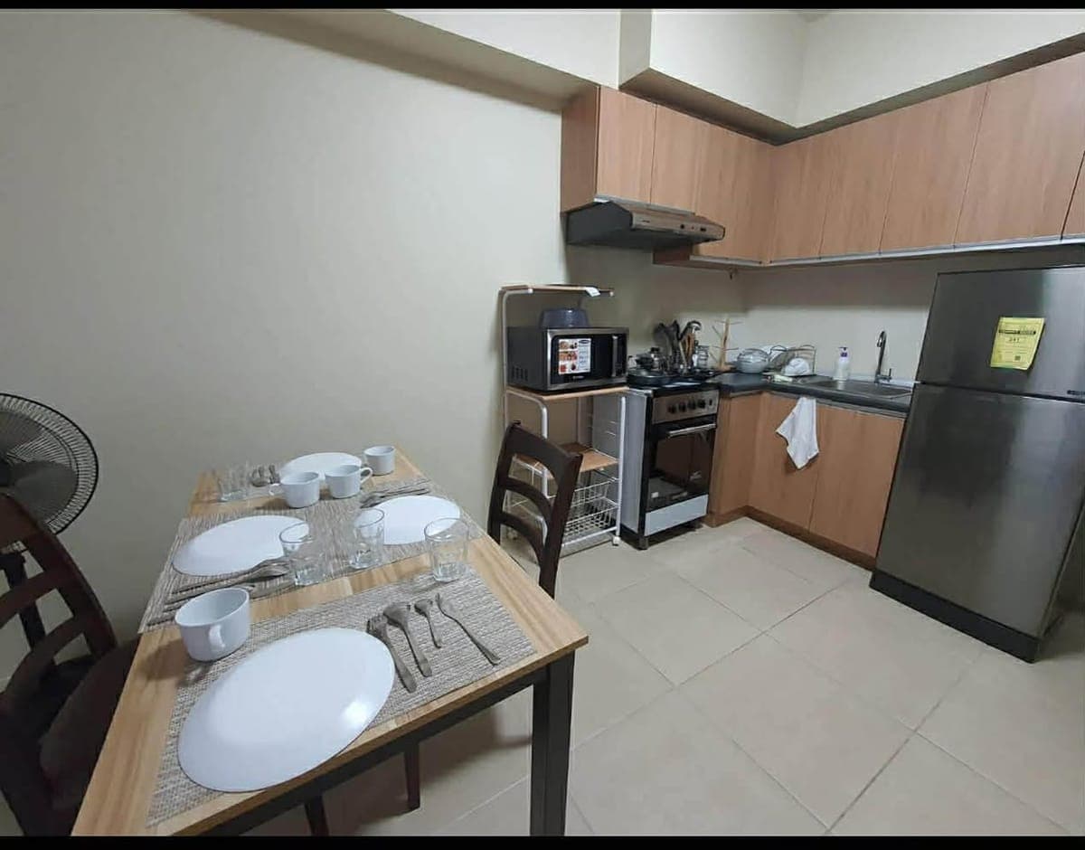 For Rent: 1BR Fully Furnished Unit 🏙️✨ - photo 3