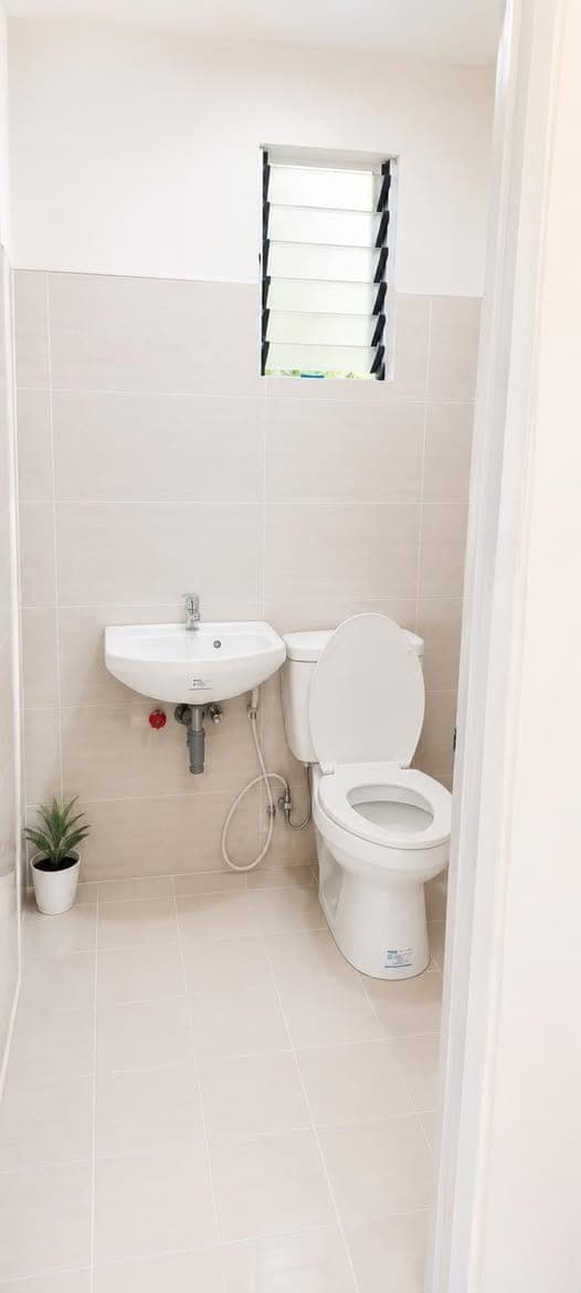 🏡 FOR RENT – Upper Unit Pad 5 - photo 4