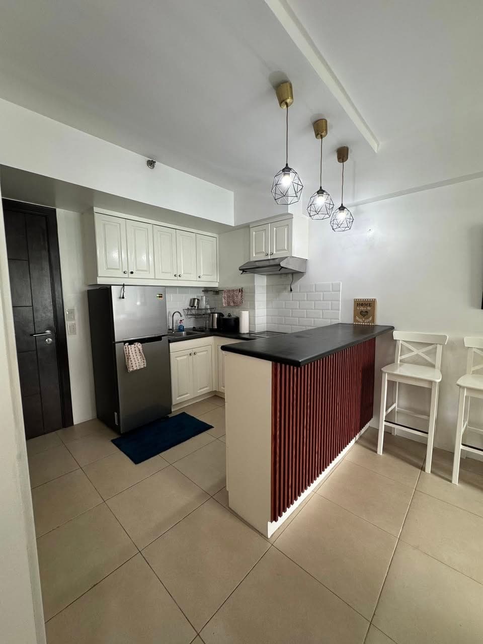 FOR RENT Condo in BGC | 1BR Fully Furnished at Avida Towers 34th Street - photo 3