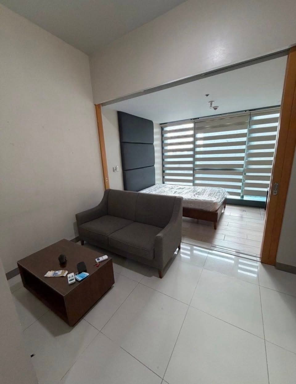 New‼️FOR RENT: One Uptown Residence 8th taguig 1BR,45k monthly🏷️ - photo 1