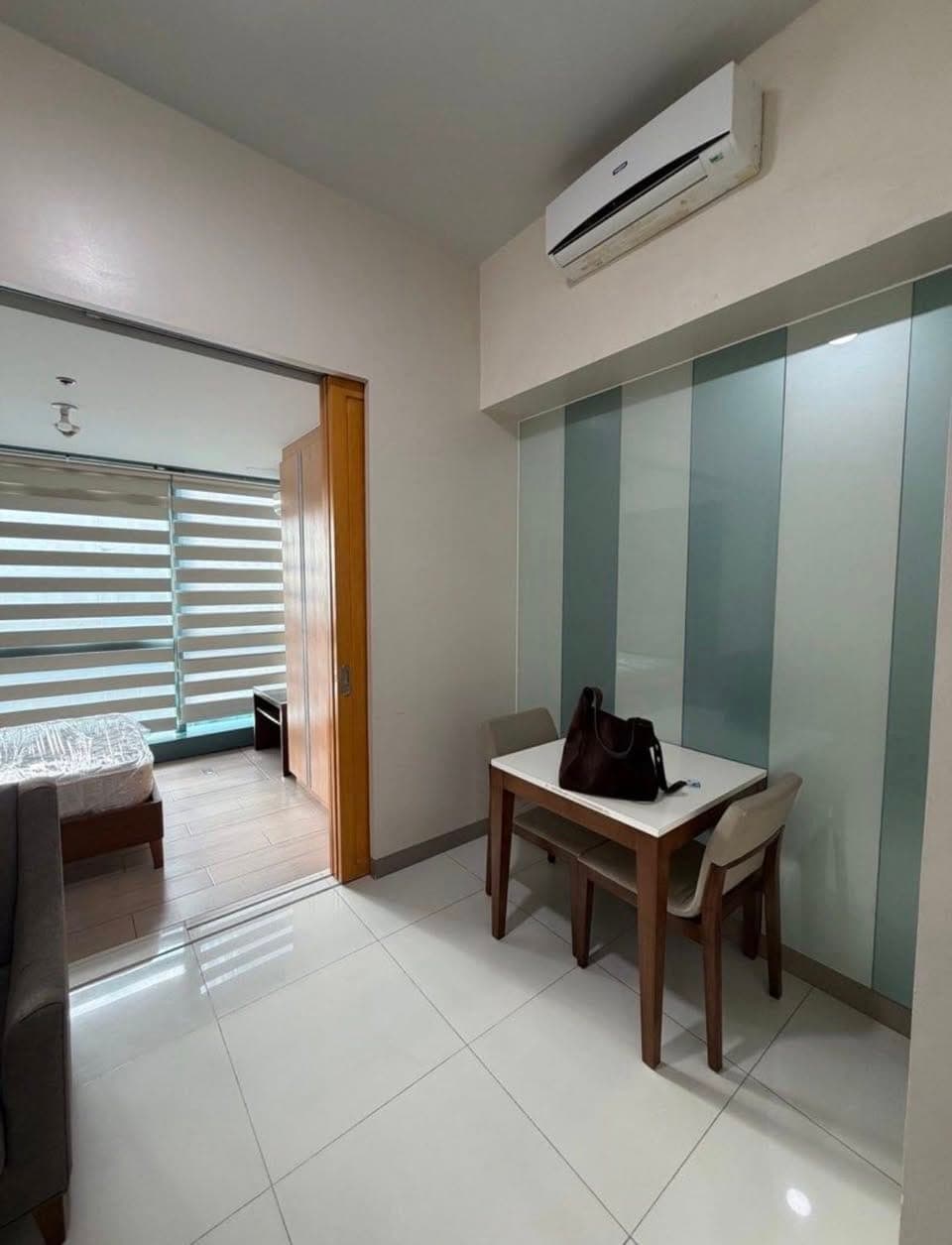 New‼️FOR RENT: One Uptown Residence 8th taguig 1BR,45k monthly🏷️ - photo 4