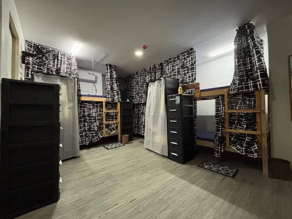 Looking for a hassle-free place to stay? Move in with ease—just bring your essentials and you’re goo... - photo 3