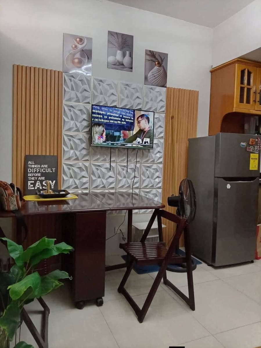 RUSH CONDO FOR LONG-TERM RENT - photo 1