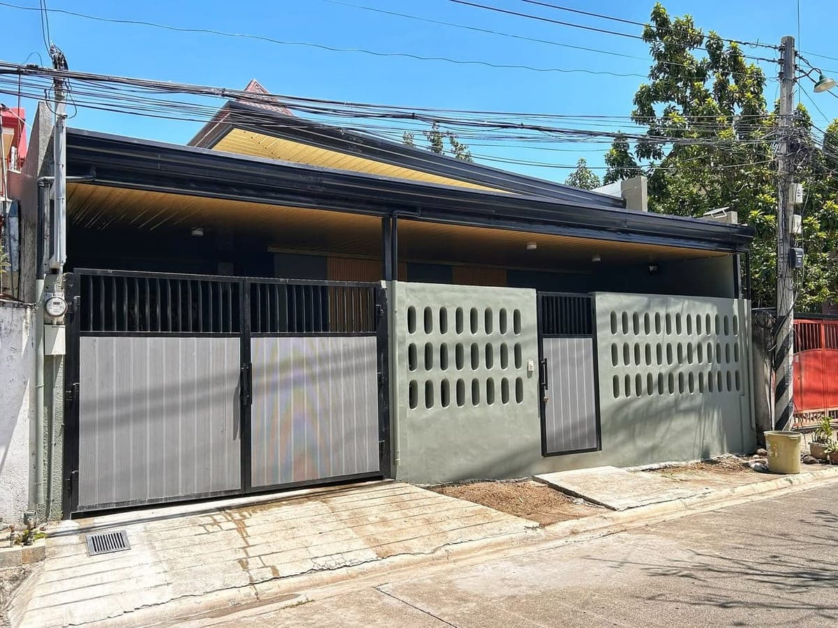 🏠 NEWLY RENOVATED Bungalow House - photo 2