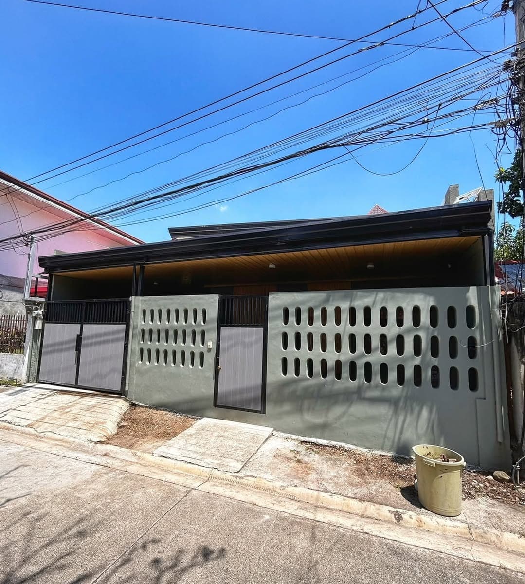 🏠 NEWLY RENOVATED Bungalow House - photo 3