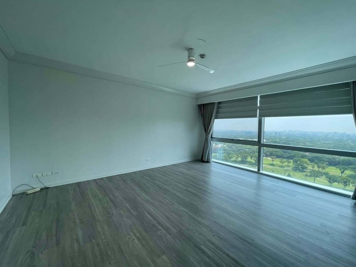 FOR LEASE: - photo 4