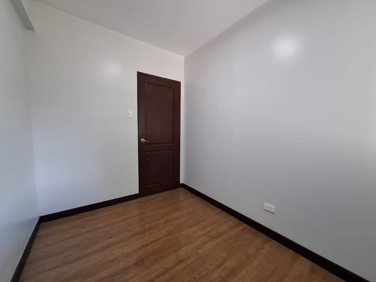 Magnolia Place Condo for Rent – 2BR with Parking (All-in ₱28,000) - photo 5