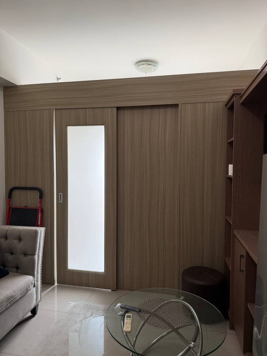 FOR RENT: 1BR WITH BALCONY AT SHORE 1, TOWER A, PASAY CITY - photo 3