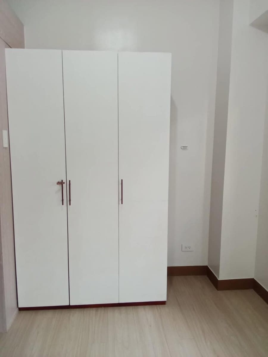 1-bedroom semi-furnished unit available for rent in Trees Residences, located in Quirino highway, Pa... - photo 4