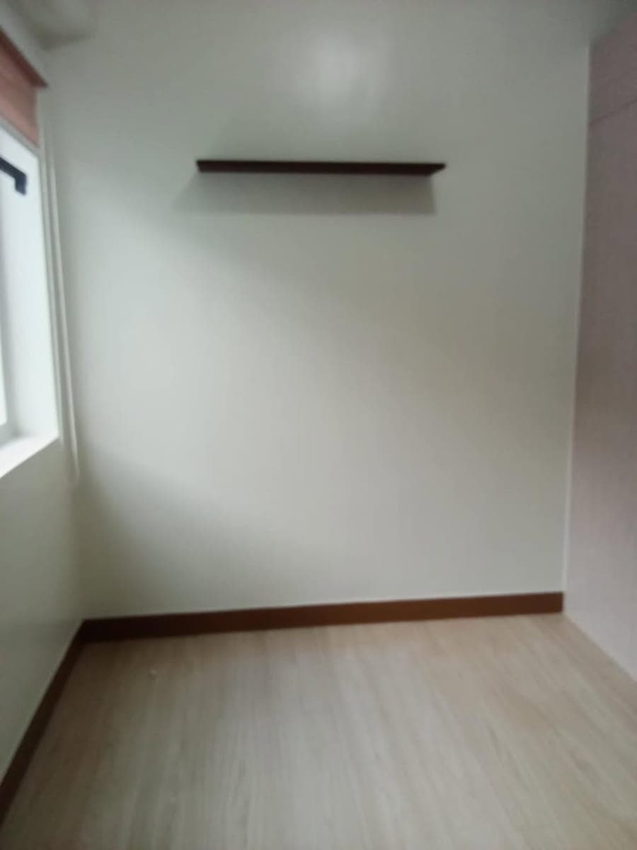 1-bedroom semi-furnished unit available for rent in Trees Residences, located in Quirino highway, Pa... - photo 5