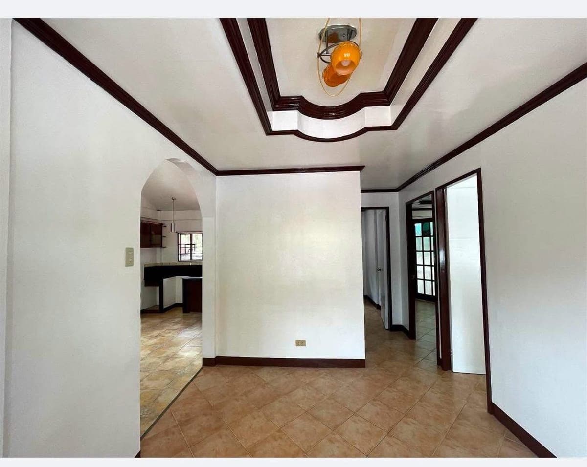 House For Rent - photo 2