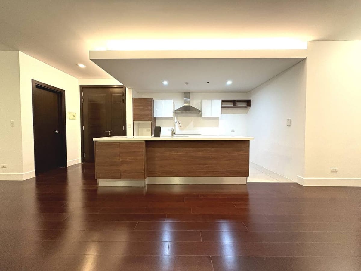 For Lease: 3BR GARDEN TOWERS, across Glorietta, Ayala Center Makati - photo 3