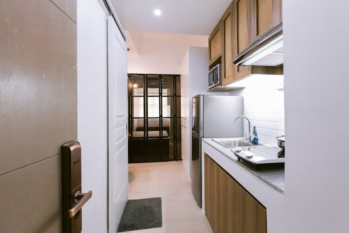 Condominium for rent @ Taft Ave - photo 5