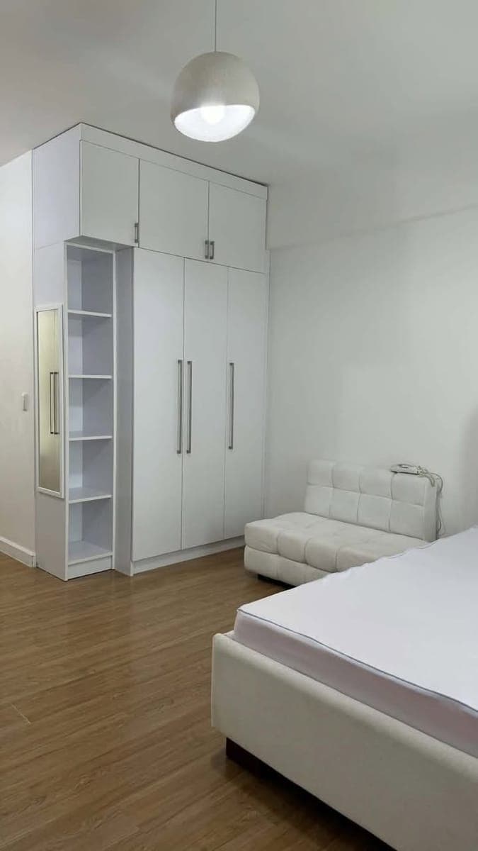 FOR RENT: THE VERANDA STUDIO UNIT (female) - photo 3