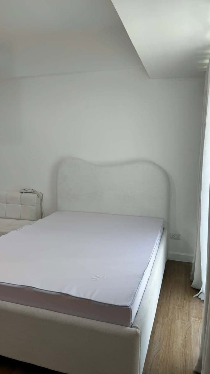 FOR RENT: THE VERANDA STUDIO UNIT (female) - photo 4