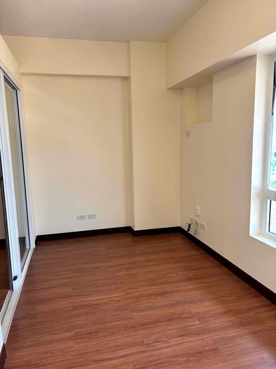 𝐅𝐎𝐑 𝐑𝐄𝐍𝐓: 1BR Bare unit at DMCI The Camden Place, Manila - photo 3