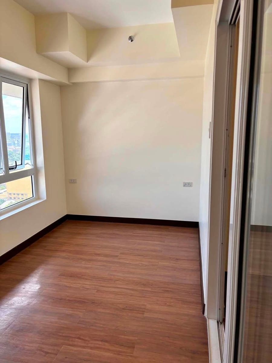 𝐅𝐎𝐑 𝐑𝐄𝐍𝐓: 1BR Bare unit at DMCI The Camden Place, Manila - photo 5