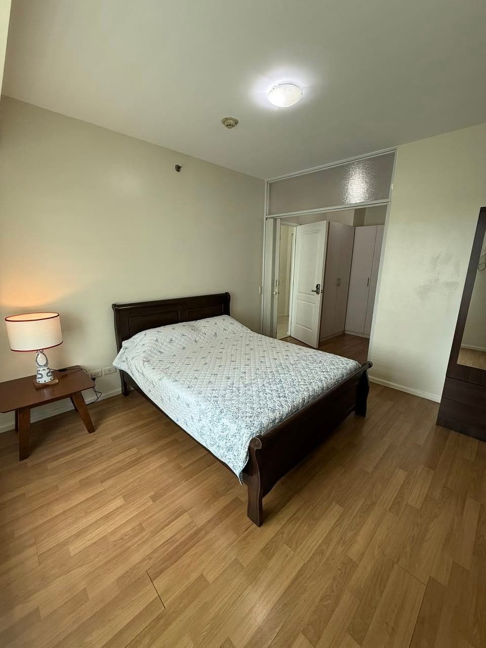 For Lease 1BR in Two Serendra – Encino, BGC - photo 2