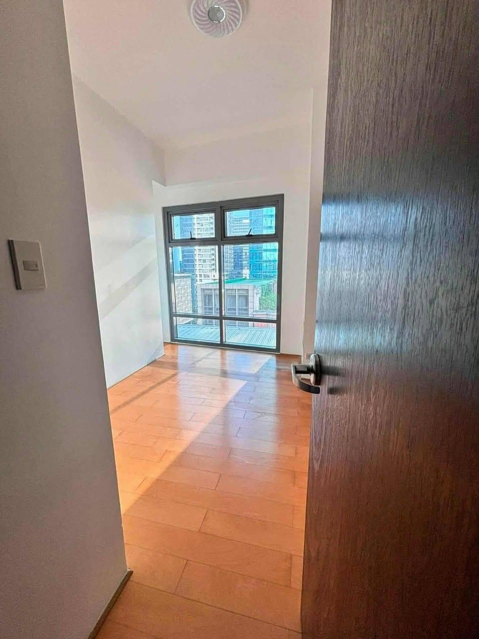 2Bedroom in Park West BGC for Rent - photo 5