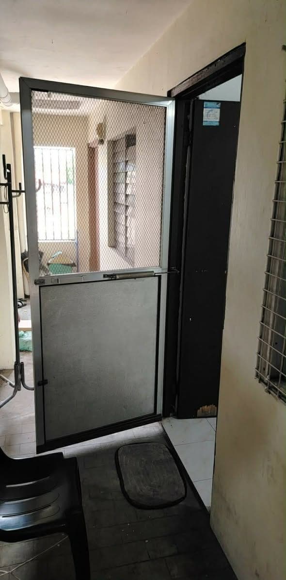 For rent 6500k per month, 4th floor studio.  Own CR and own sink.  Accessible to BGC, Makati CBD.  L... - photo 3