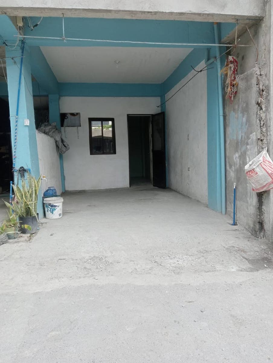 For Rent with Car parking - photo 1