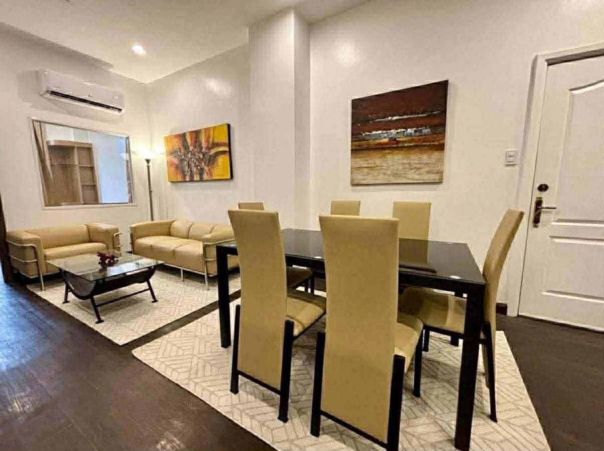 2BR PENTHOUSE UNIT FOR RENT IN FORBESWOOD HEIGHTS BGC - photo 1