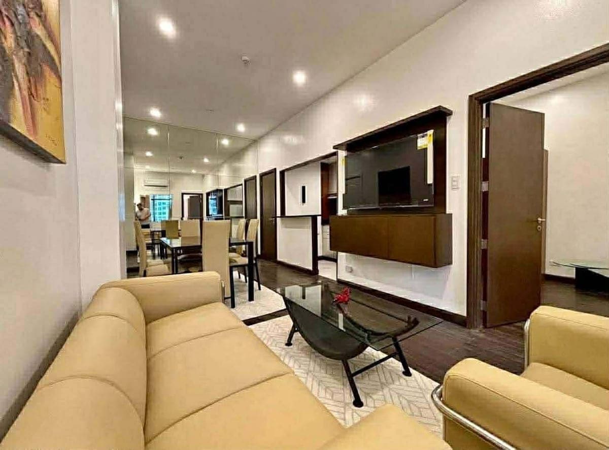 2BR PENTHOUSE UNIT FOR RENT IN FORBESWOOD HEIGHTS BGC - photo 2