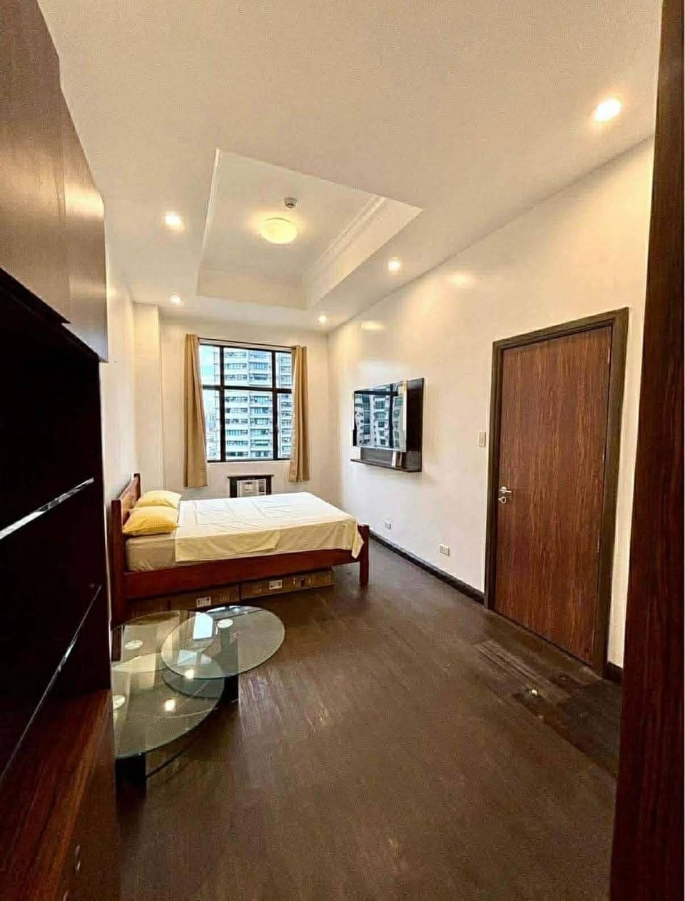 2BR PENTHOUSE UNIT FOR RENT IN FORBESWOOD HEIGHTS BGC - photo 5