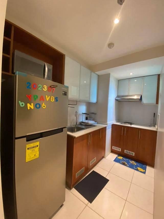 For Lease - photo 1