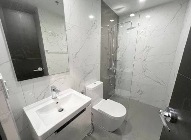 LEASE | Uptown Arts Residence, BGC - photo 1