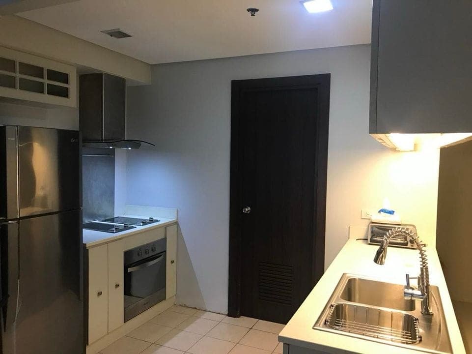 For Rent: Fully Furnished 2BR Unit at The Fort Residences, BGC - photo 2
