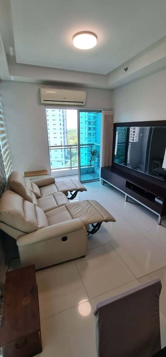 FOR LEASE | 2-Bedroom Corner Unit at Crescent Park Residences, BGC Taguig - photo 1