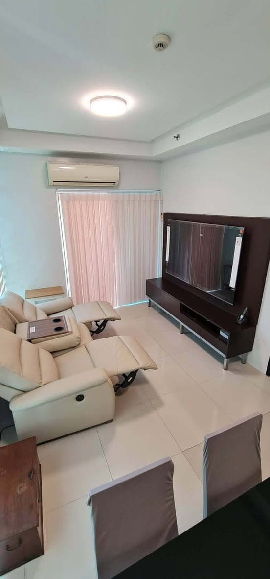 FOR LEASE | 2-Bedroom Corner Unit at Crescent Park Residences, BGC Taguig - photo 4