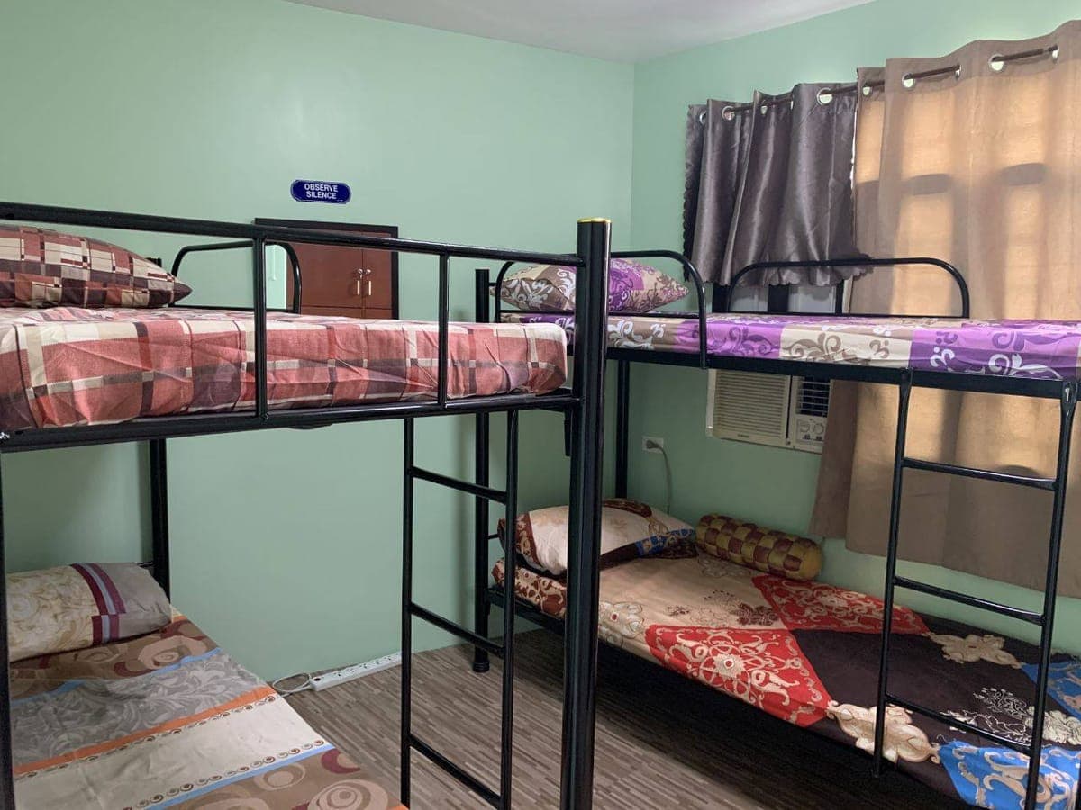 - 1 Slot Available Bed Space for Male - - photo 5