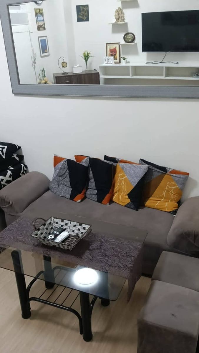 FOR RENT LONG TERM 14k 5 mins walk SM Fairview smdc trees residence - photo 3
