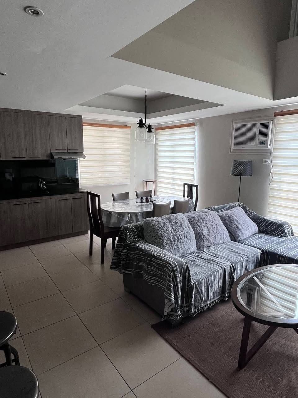 👋For Lease ( 3 bedroom loft type ) - photo 1