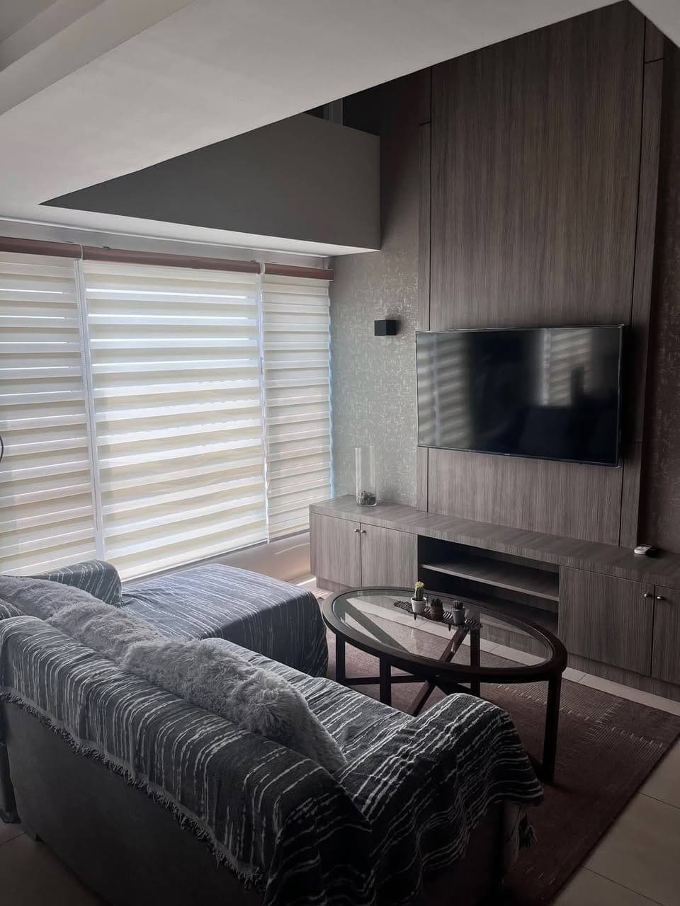 👋For Lease ( 3 bedroom loft type ) - photo 4