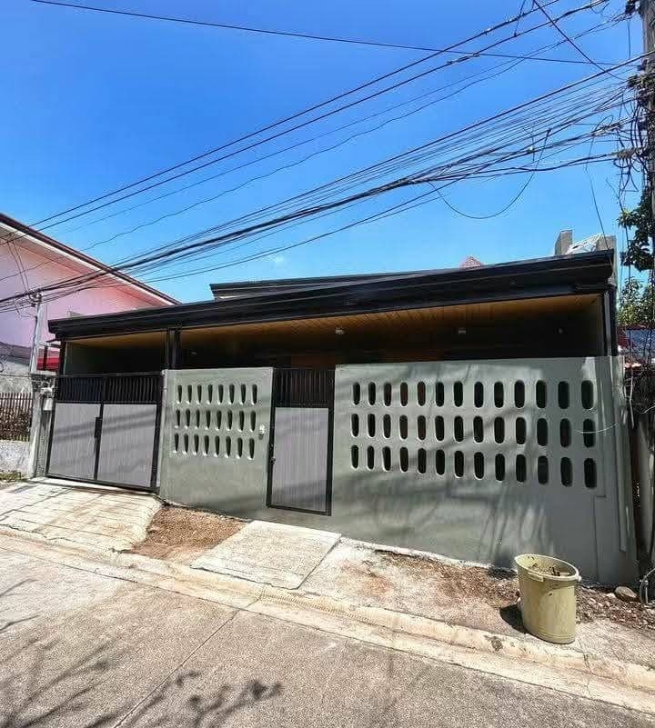 🚨 NEWLY RENOVATED Bungalow House FOR RENT 🚨 - photo 1