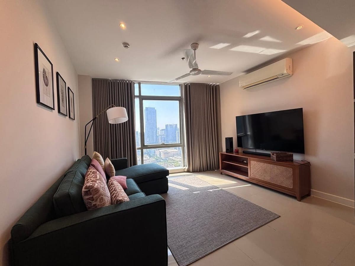East Gallery Place 2 Bedroom for Lease near Bonifacio High Street - photo 1