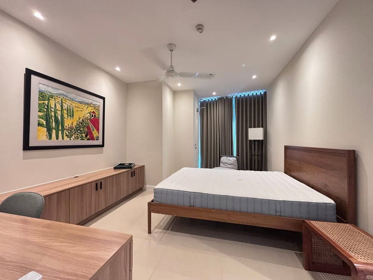 East Gallery Place 2 Bedroom for Lease near Bonifacio High Street - photo 2