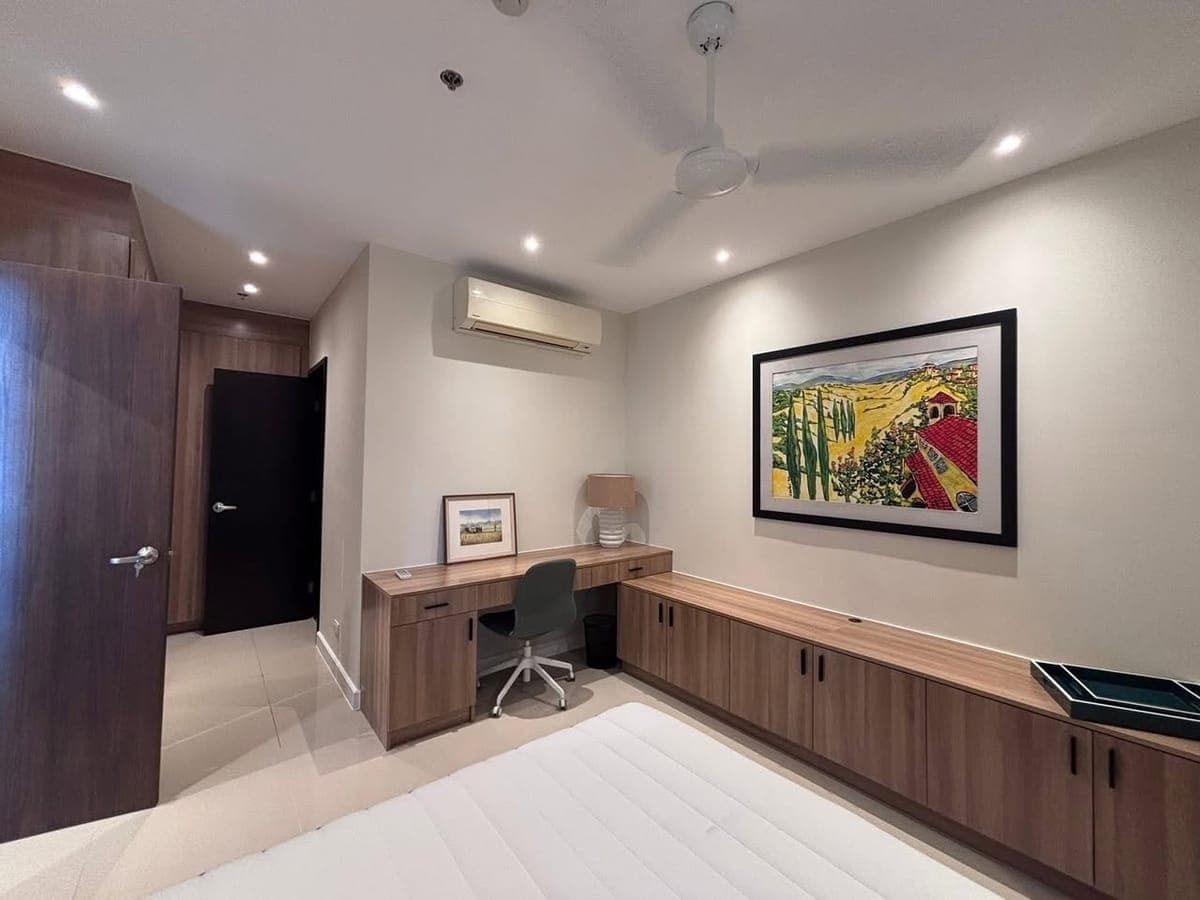 East Gallery Place 2 Bedroom for Lease near Bonifacio High Street - photo 4