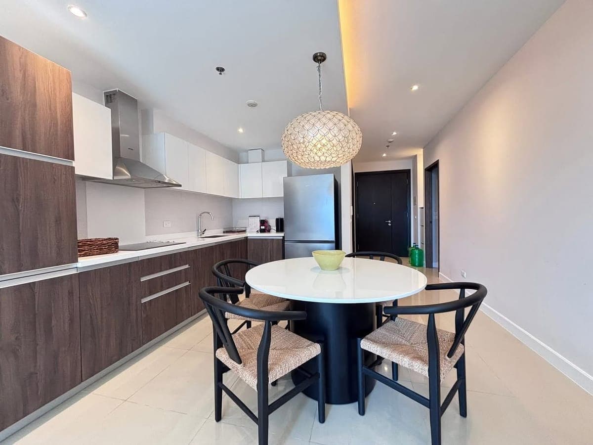 East Gallery Place 2 Bedroom for Lease near Bonifacio High Street - photo 5