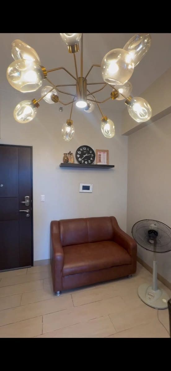 🏙️ FOR RENT – One Eastwood Avenue Tower 2 - photo 2