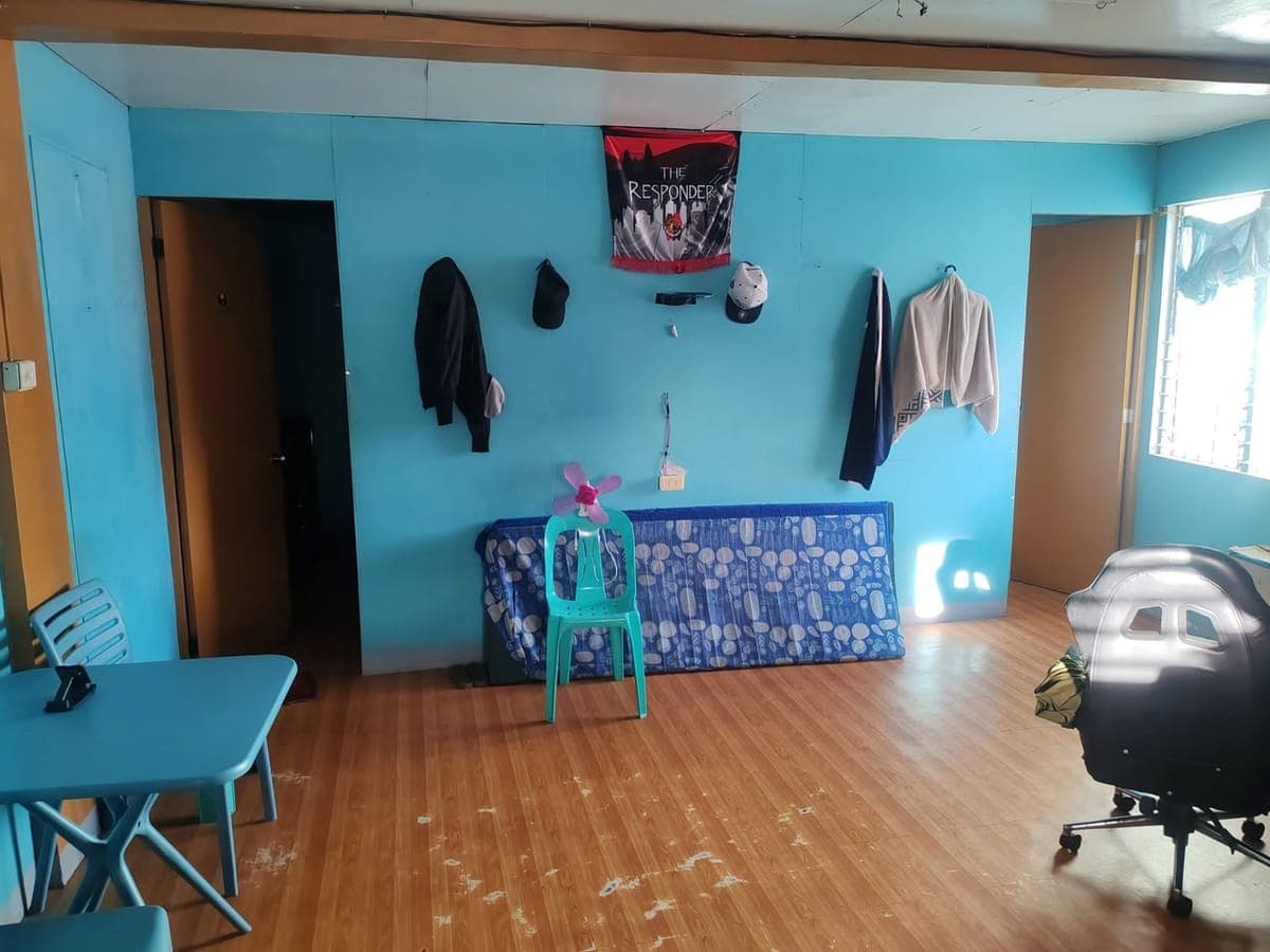 Looking for kasama sa bhouse 5k ang room bale hati tayo sa bills electric at tubig, with mga gamit n... - photo 1