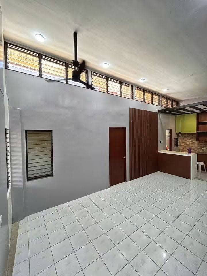 🚨 NEWLY RENOVATED Bungalow House FOR RENT 🚨 - photo 5