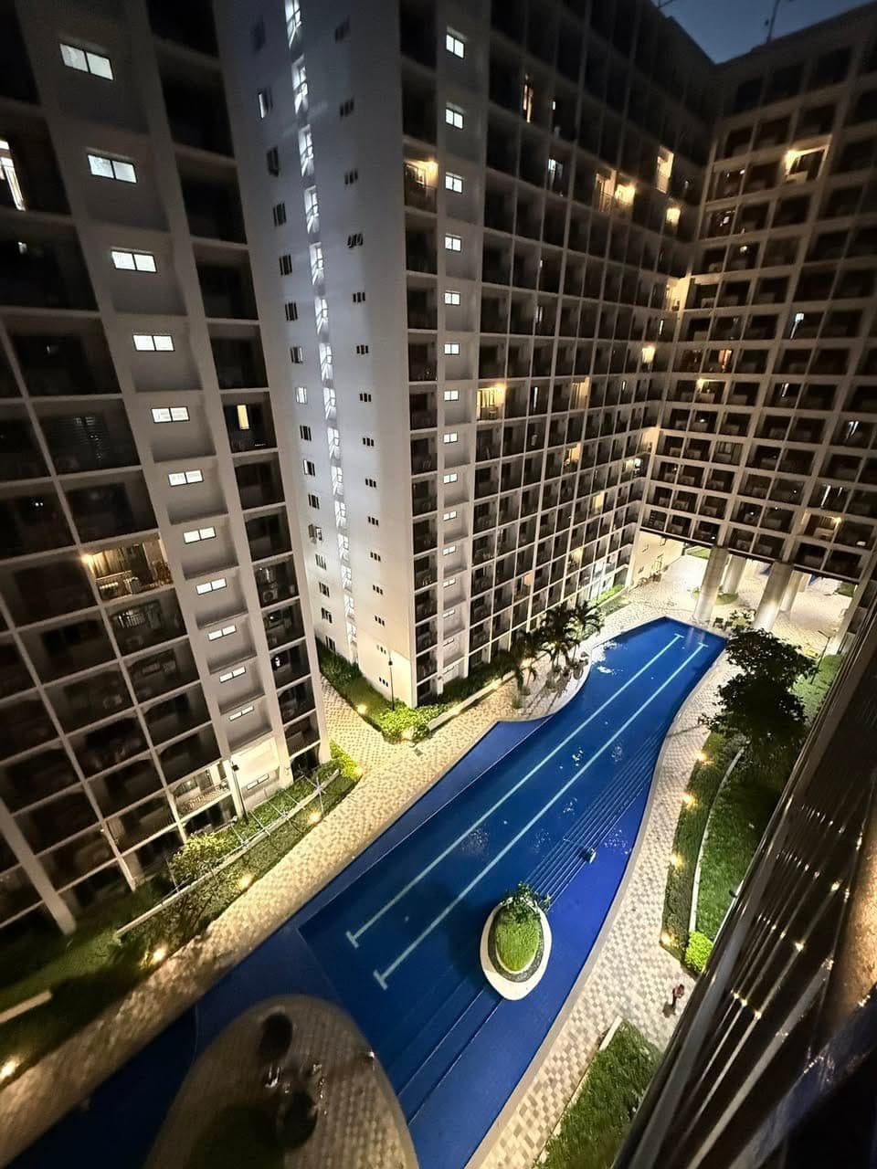 SHORE 2 RESIDENCES FOR RENT - photo 2